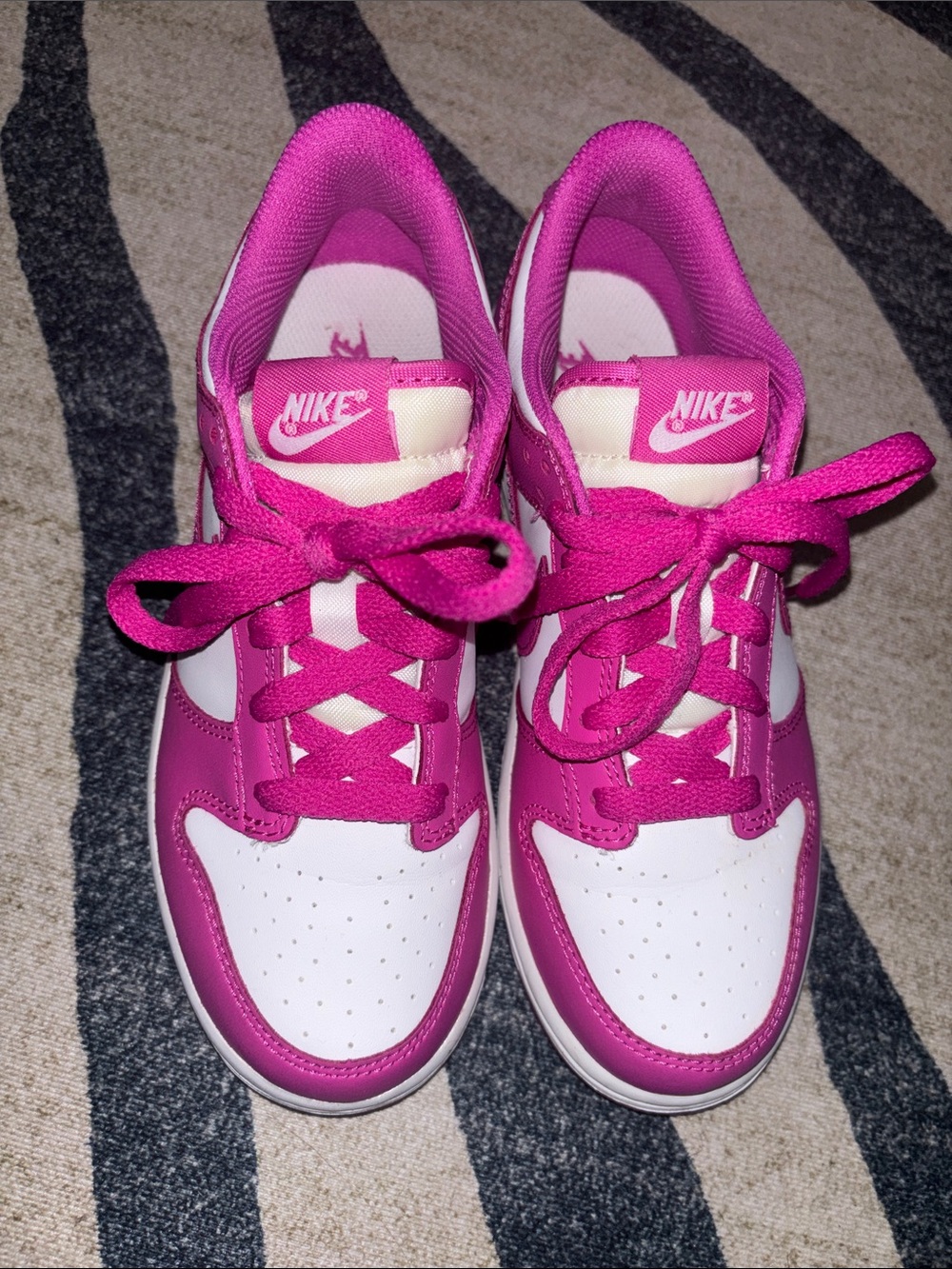 Nike Fuchsia Dunks